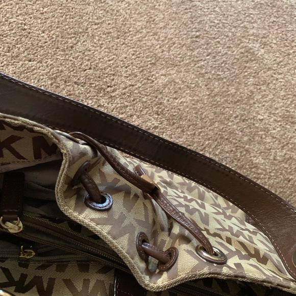 Michael Kors handbag - Picture 4 of 5